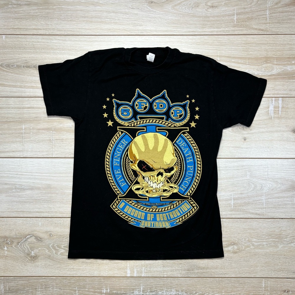 5 Finger Death Punch Band tee size M🔥